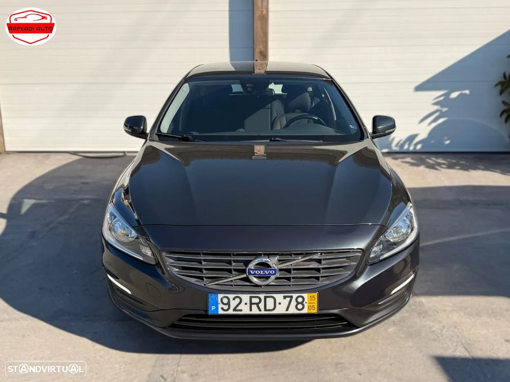 Volvo V60 1.6 D2 Momentum Eco - 4