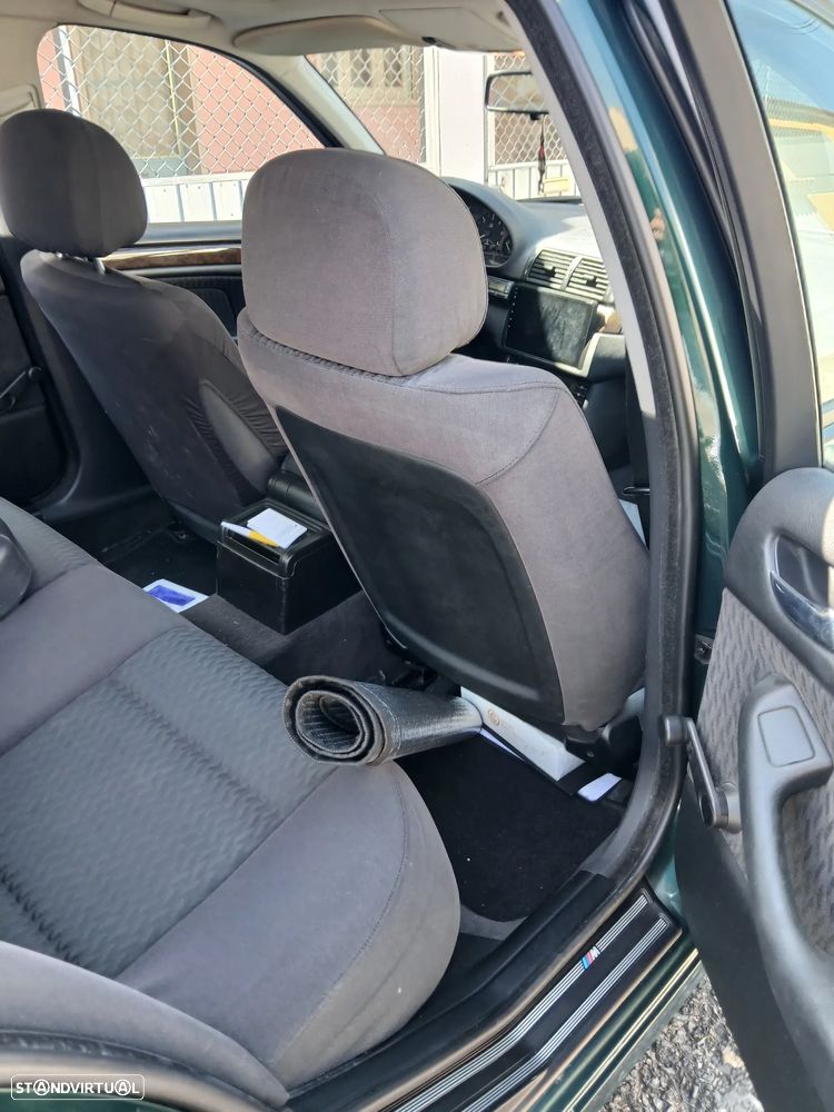 BMW 320 d — fotografia 5