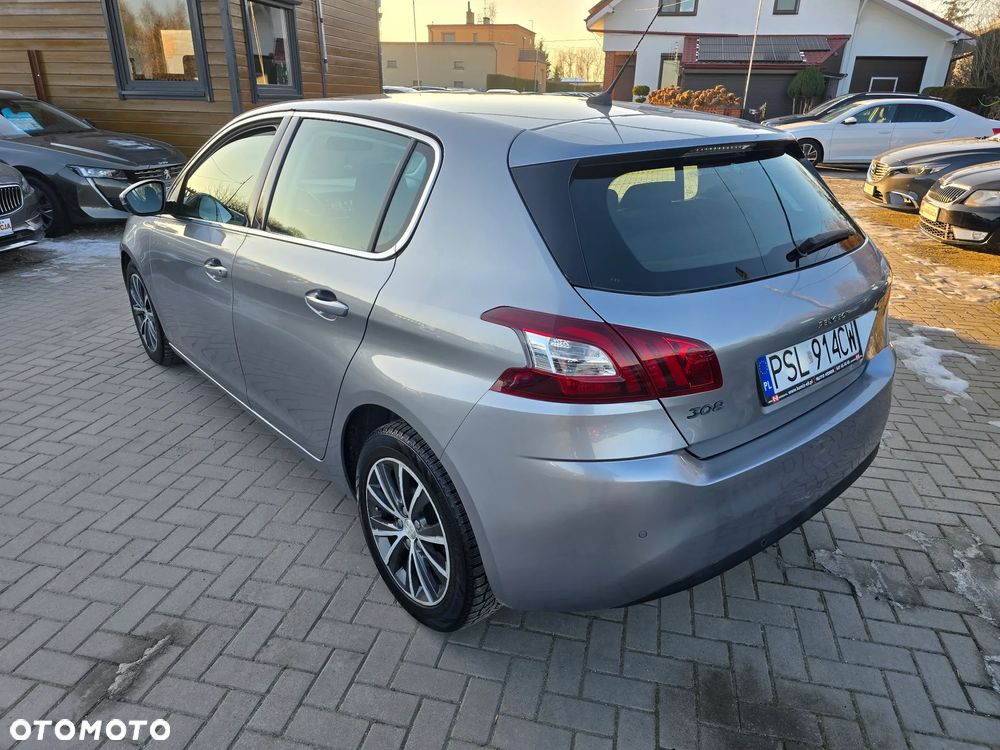 Peugeot 308 - 5