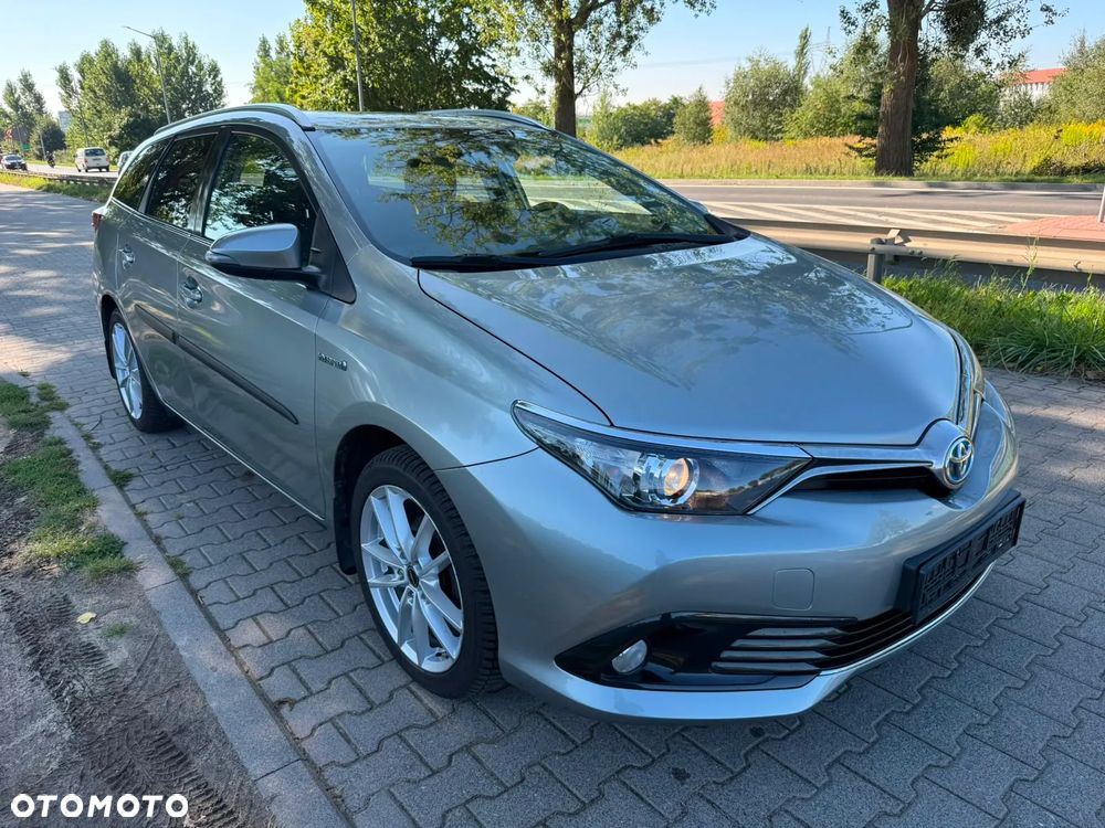 Toyota Auris 1.8 HSD Luna - 7