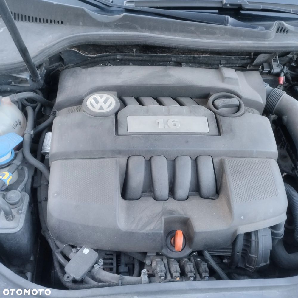 Volkswagen Golf 1.6 Trendline - 9