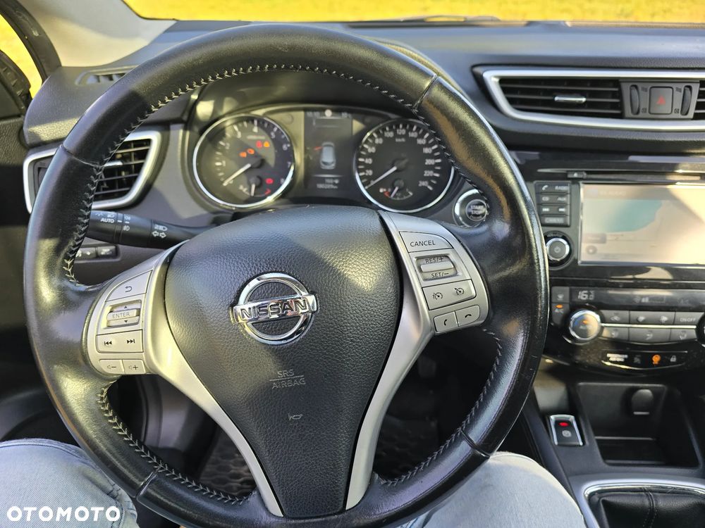 Nissan Qashqai 1.6 DIG-T N-Connecta - 18