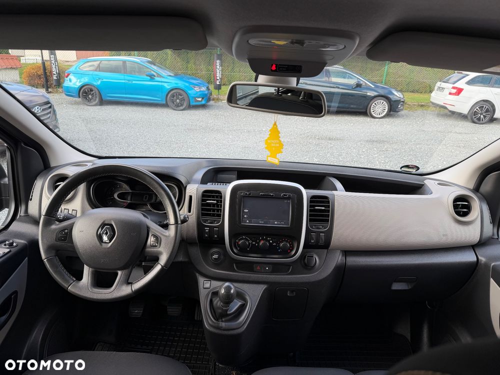 Renault Trafic - 16