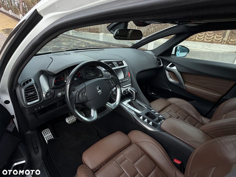 Citroën DS5 BlueHDi 180 EAT6 Business Class - 15