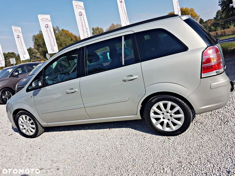 Opel Zafira 1.8 Innovation - 37