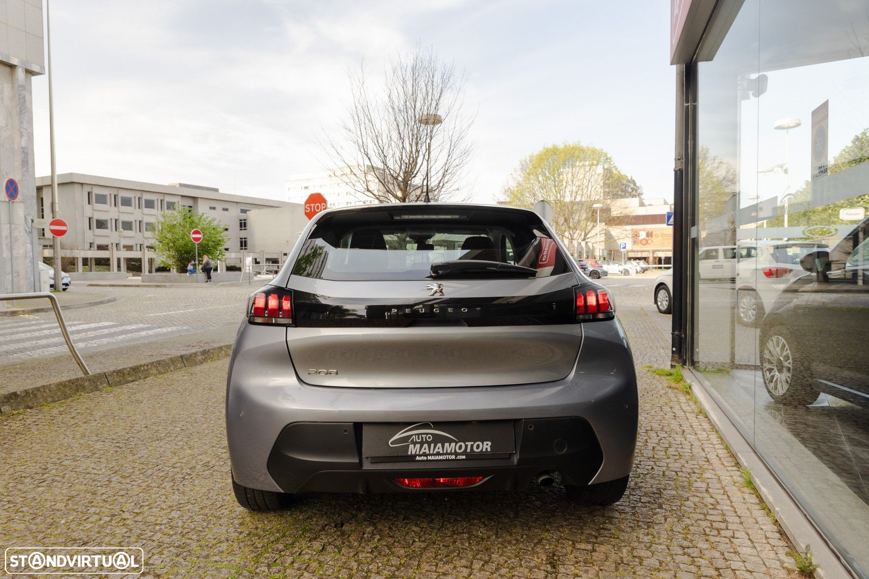Peugeot 208 1.2 PureTech Active - 17