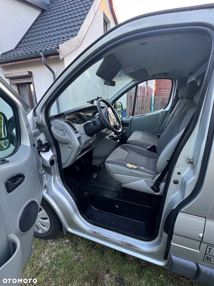Opel Vivaro Long - 13