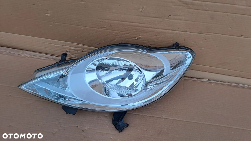 PEUGEOT 107 LIFT LEWA LAMPA PRZÓD 81170-0H110 90013715 EUROPA - 2
