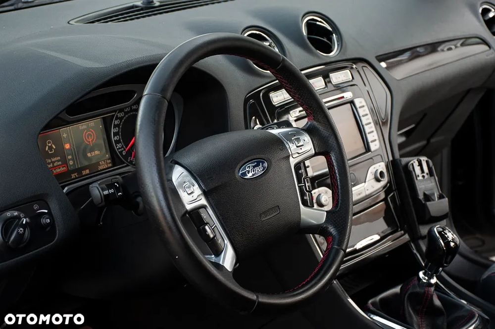 Ford Mondeo SW - 23