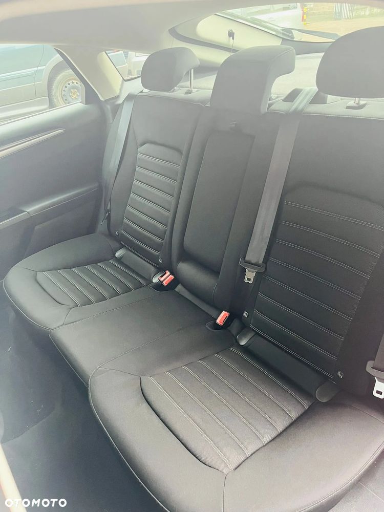 Ford Mondeo 2.0 EcoBlue Trend - 11