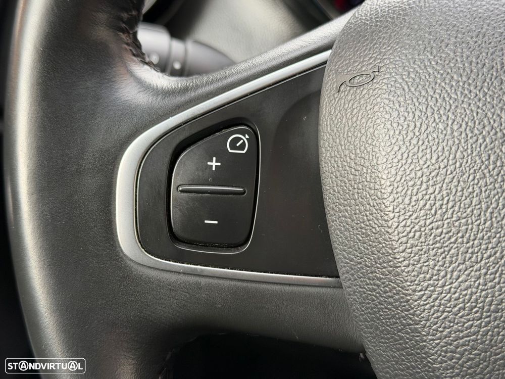 Renault Captur ENERGY TCe 120 EDC Intens - 33