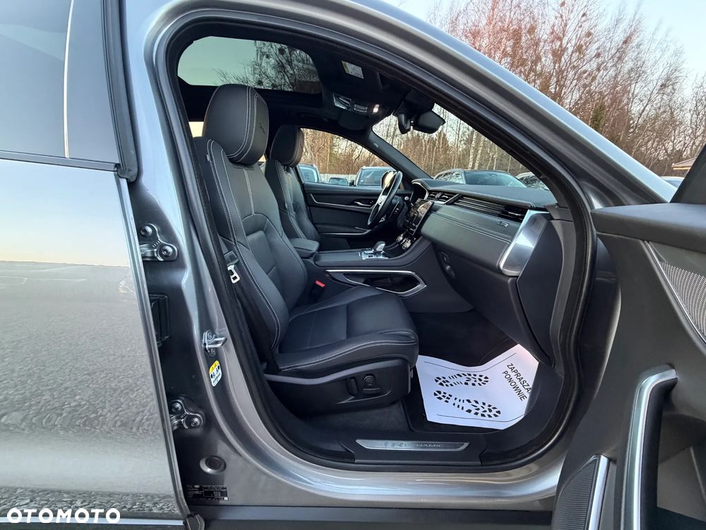 Jaguar F-Pace P400e AWD R-Dynamic S - 35