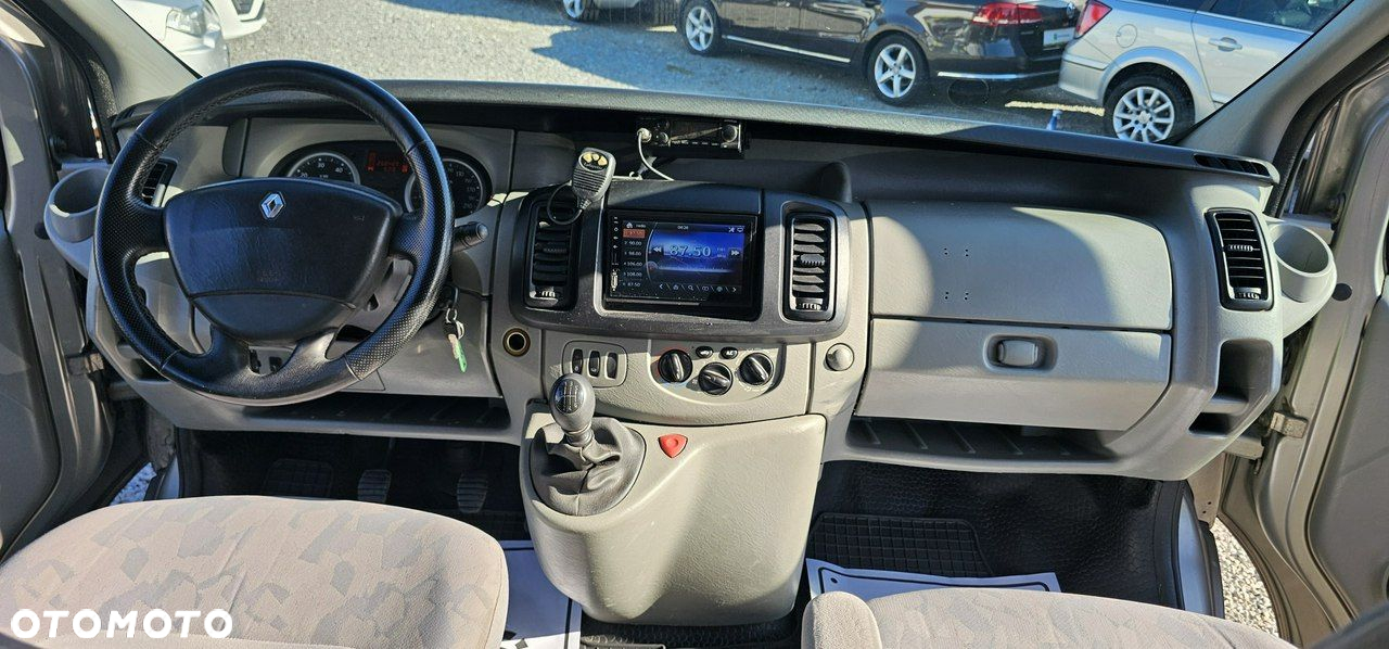 Renault Trafic - 31