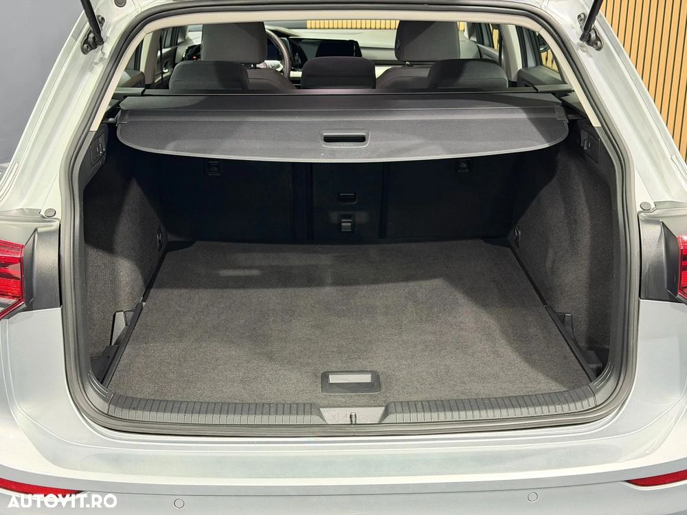 Volkswagen Golf 2.0 TDI SCR DSG Life - 24