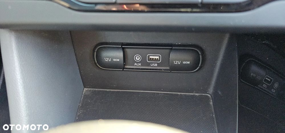 Kia Niro - 16