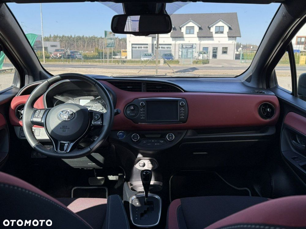 Toyota Yaris - 16
