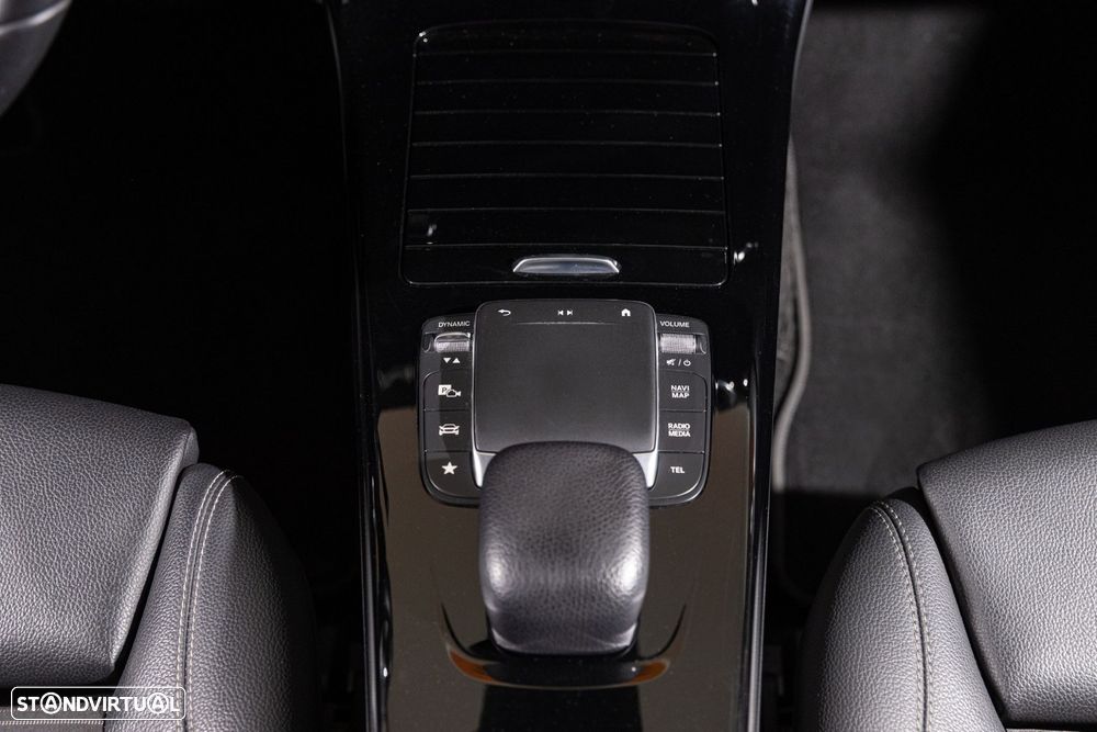 Mercedes-Benz A 180 d Progressive Aut. - 25