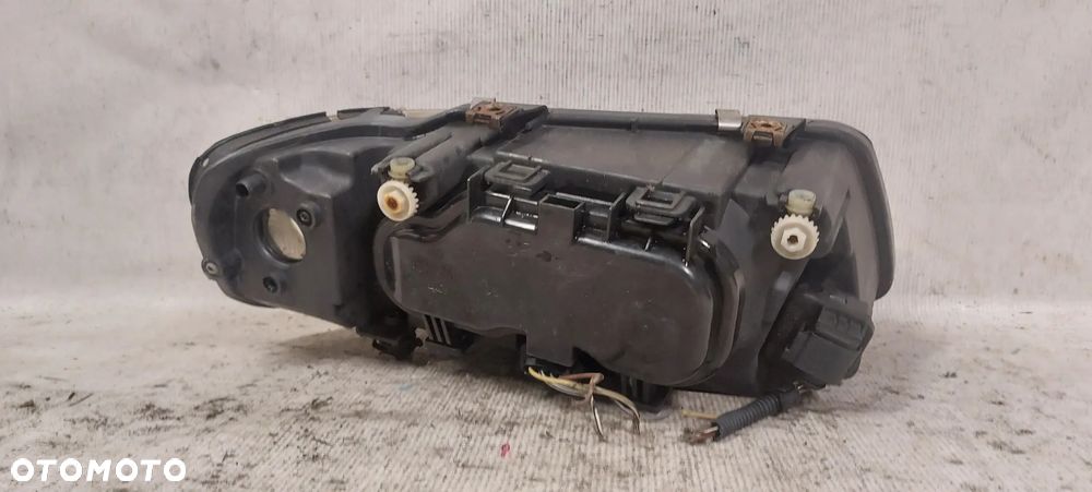 .  PRZOD PRZEDNIA LAMPA LEWA AUDI A3 8L LIFT - 3