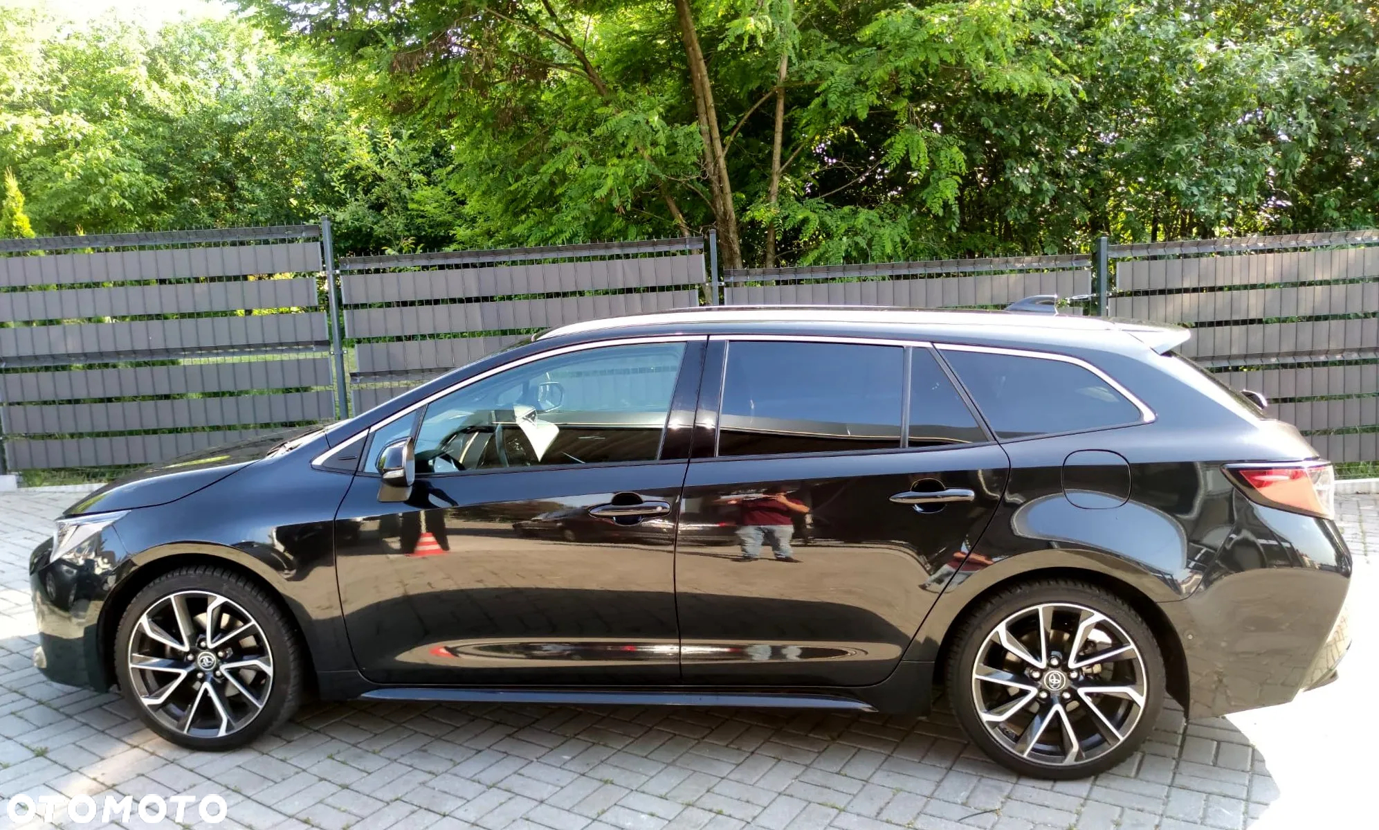 Toyota Corolla 2.0 Hybrid Executive - 10