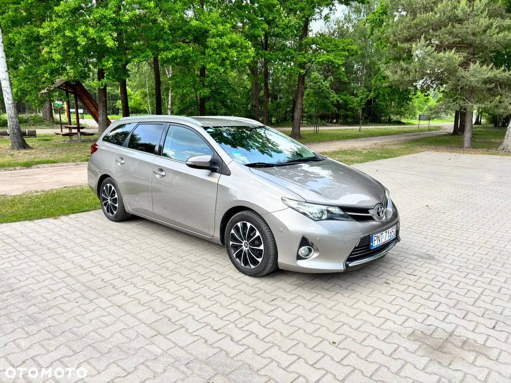 Toyota Auris 2.0 D-4D Prestige - 1