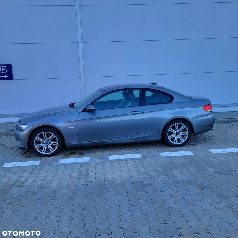 BMW Seria 3 320d DPF - 3