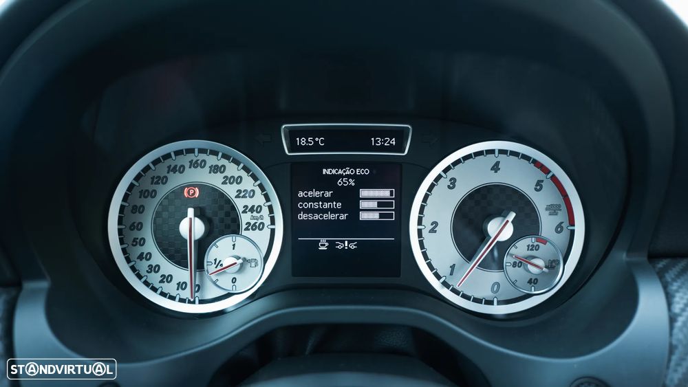 Mercedes-Benz A 200 CDI AMG Line - 35