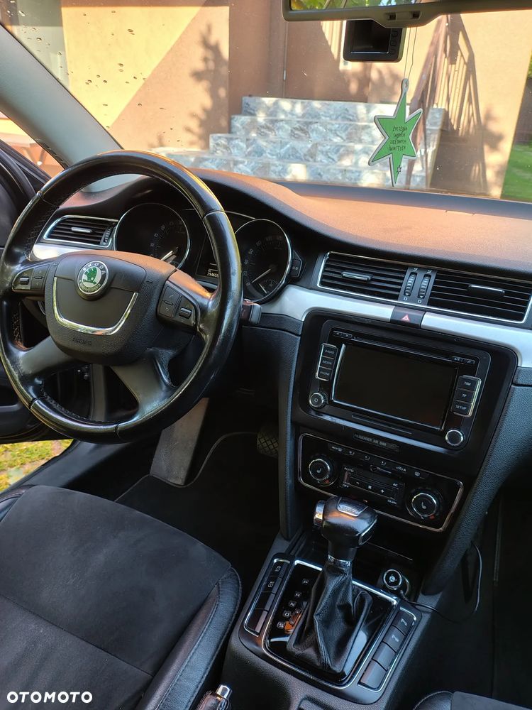 Skoda Superb 2.0 TDI Platinum DSG - 10