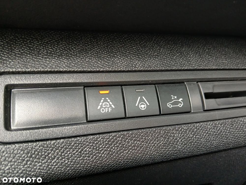Peugeot 5008 1.6 PureTech GT S&S EAT8 - 24