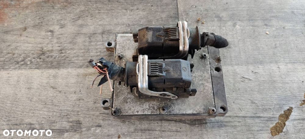 Opel Vectra C 2004 Sterownik SILNIKA Moduł ECU 12571664AU KOMPUTER - 2