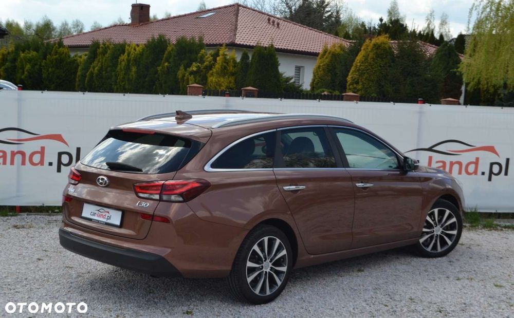 Hyundai i30 1.6 CRDi Premium - 14