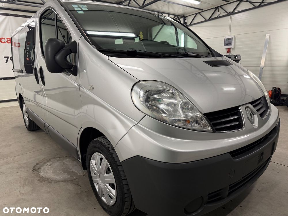 Renault Trafic - 31