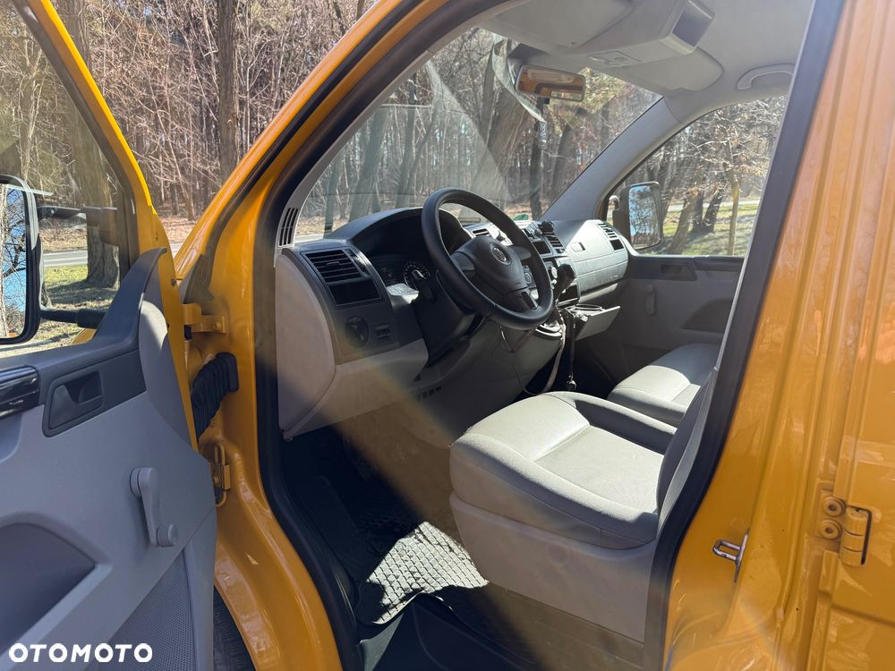 Volkswagen Transporter T5 - 7