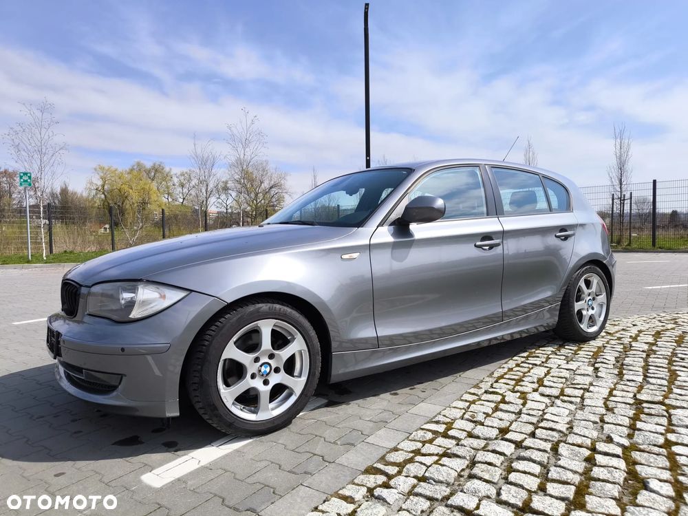 BMW Seria 1 118d Sport Line