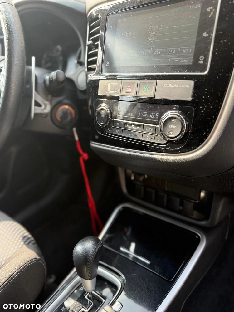 Mitsubishi Outlander 2.0 2WD CVT Diamant Edition - 16