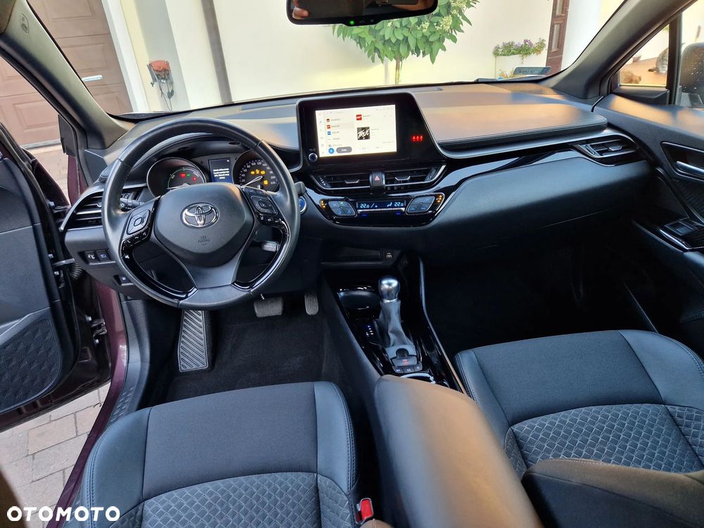 Toyota C-HR 2.0 Hybrid Dynamic Force Style - 18