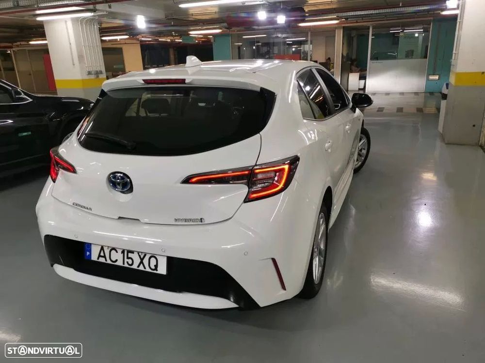 Toyota Corolla 1.8 Hybrid Comfort - 4