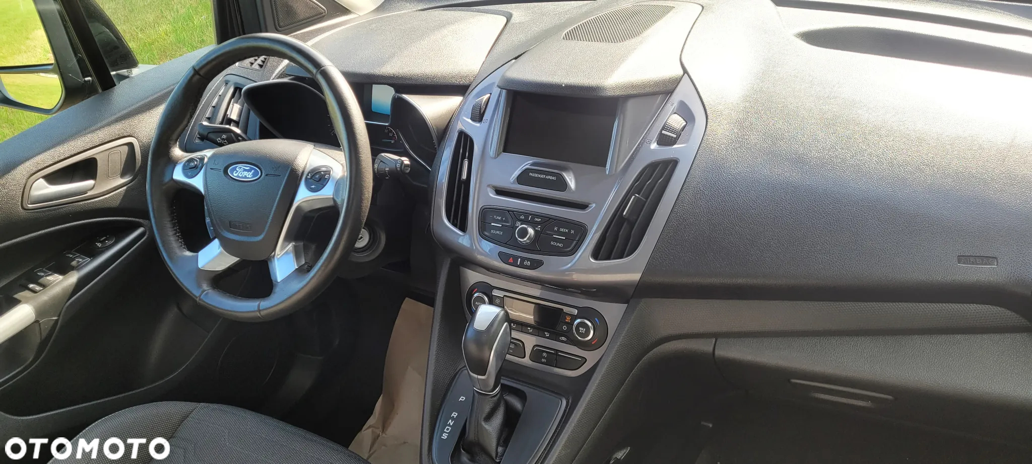 Ford Tourneo Connect Grand - 12