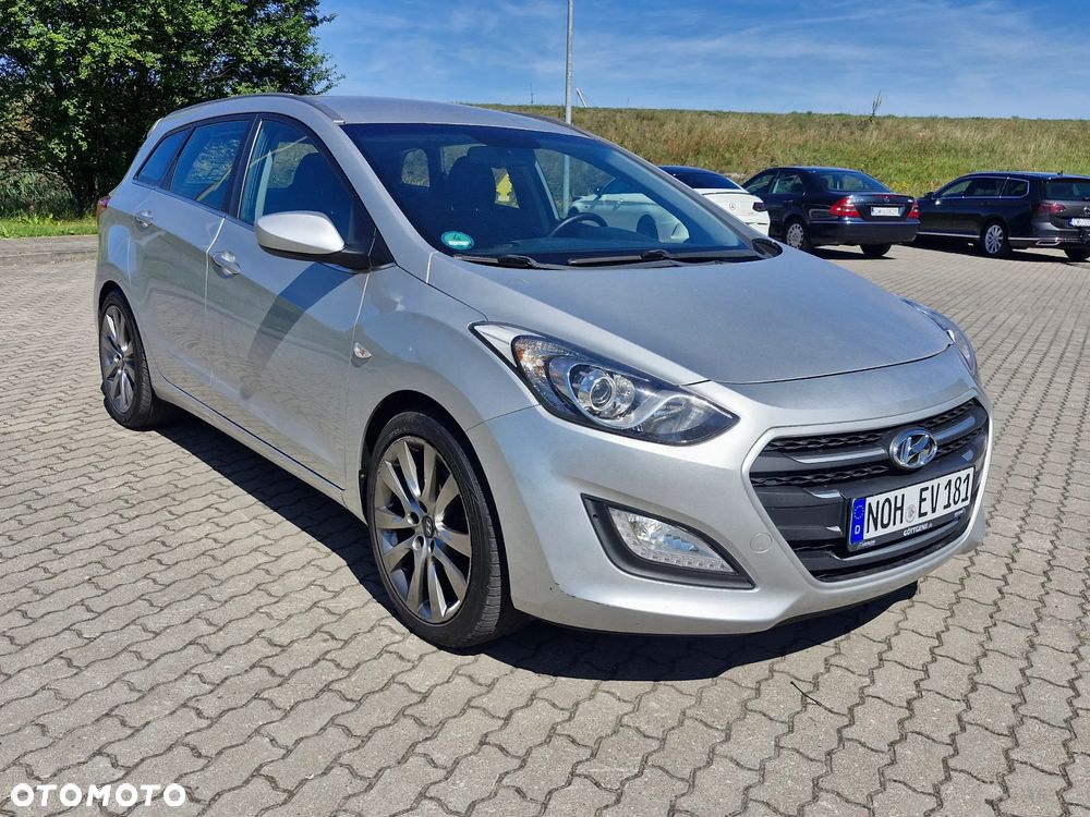 Hyundai i30 i30cw 1.6 CRDi Trend - 1