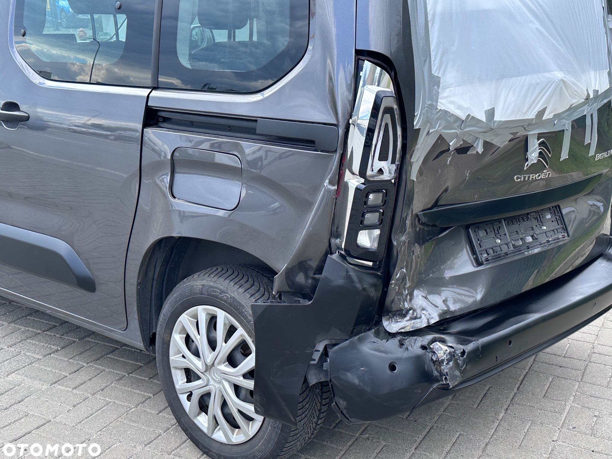 Citroën Berlingo M PureTech 110 SHINE - 4