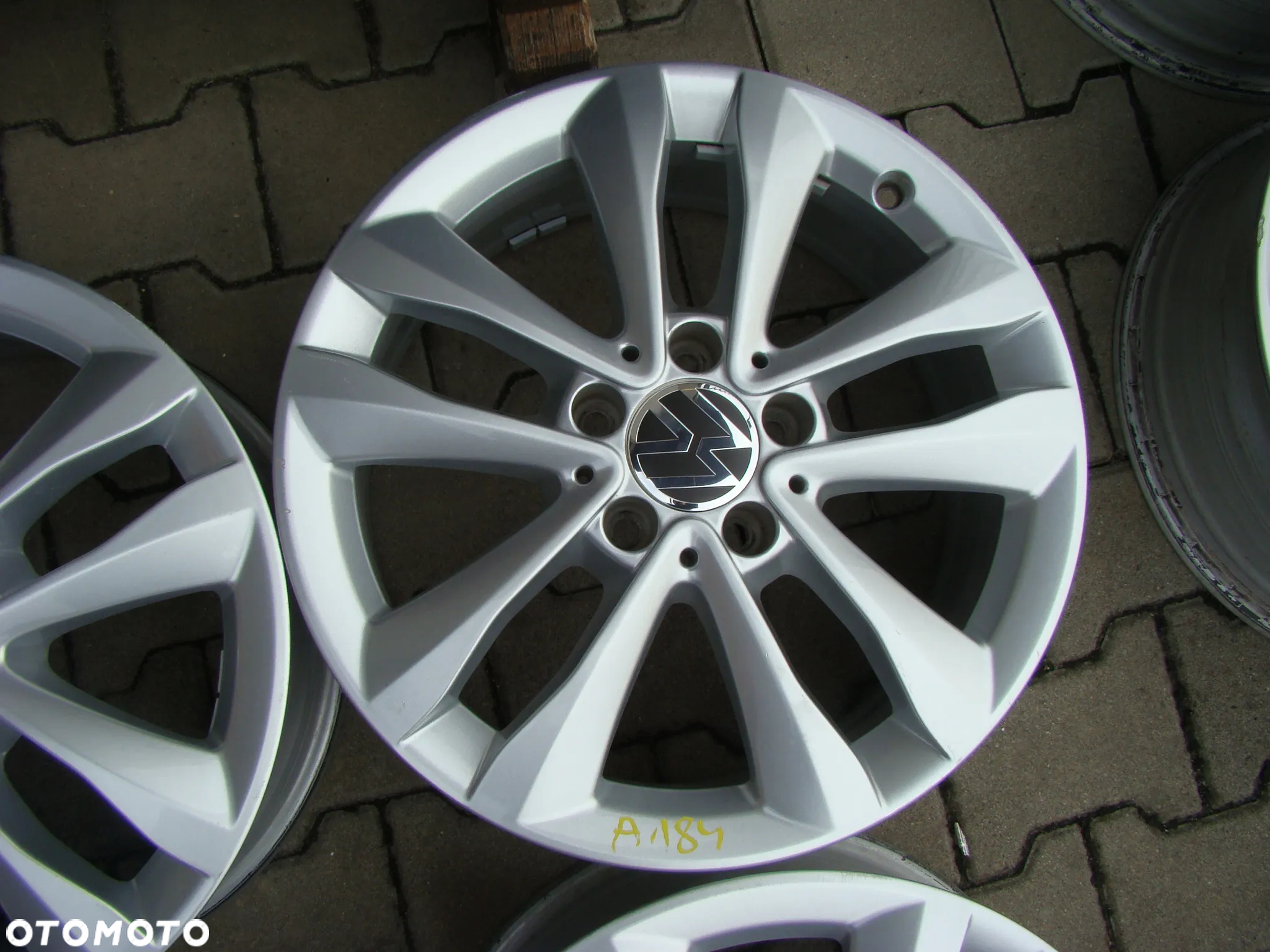a184 5x112 VW Caddy Jetta Touran Golf V VI VII VIII Plus SportsVan Passat B7 B6 7jx17 - 3