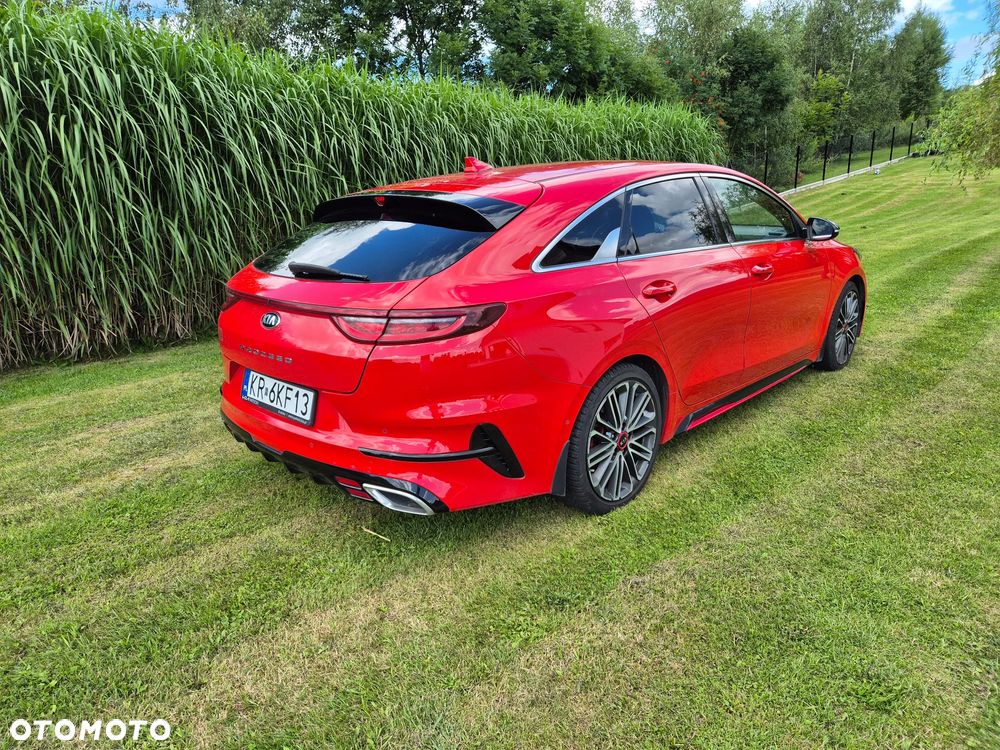 Kia ProCeed - 5