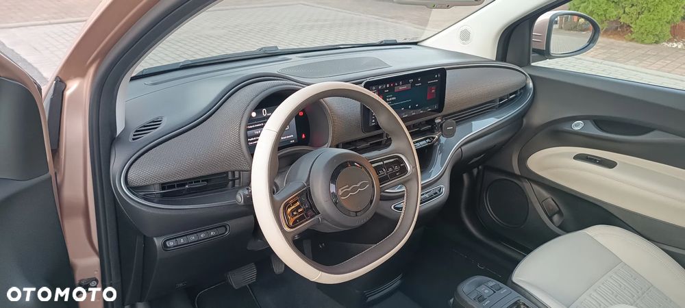 Fiat 500 42 kWh La Prima by Bocelli - 8