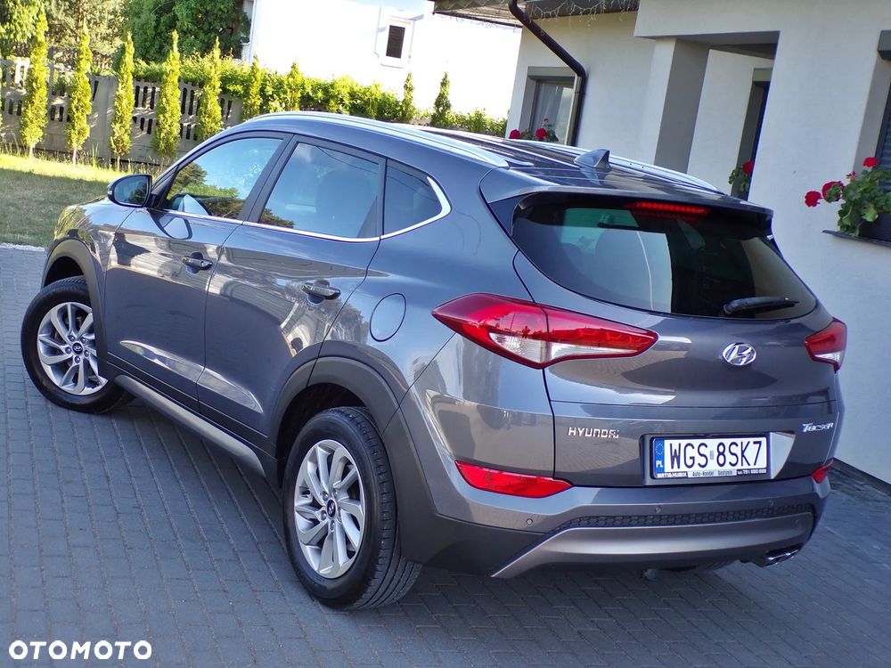Hyundai Tucson 2.0 CRDI 2WD Style - 12