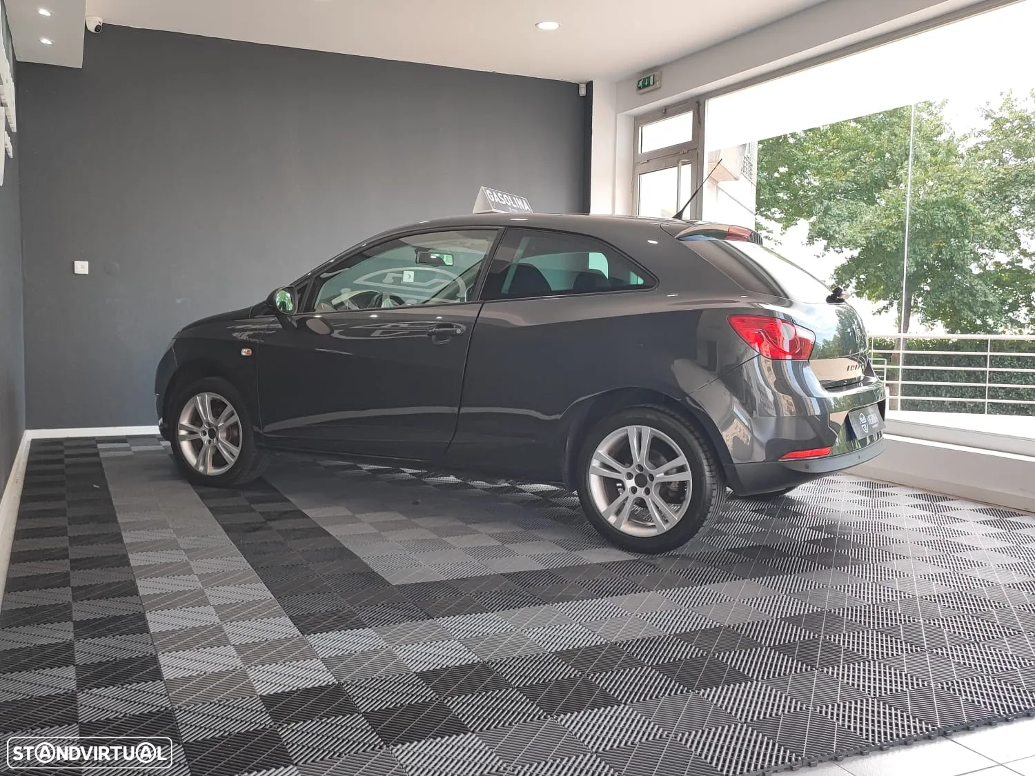 SEAT Ibiza SC 1.4 16V Sport - 16