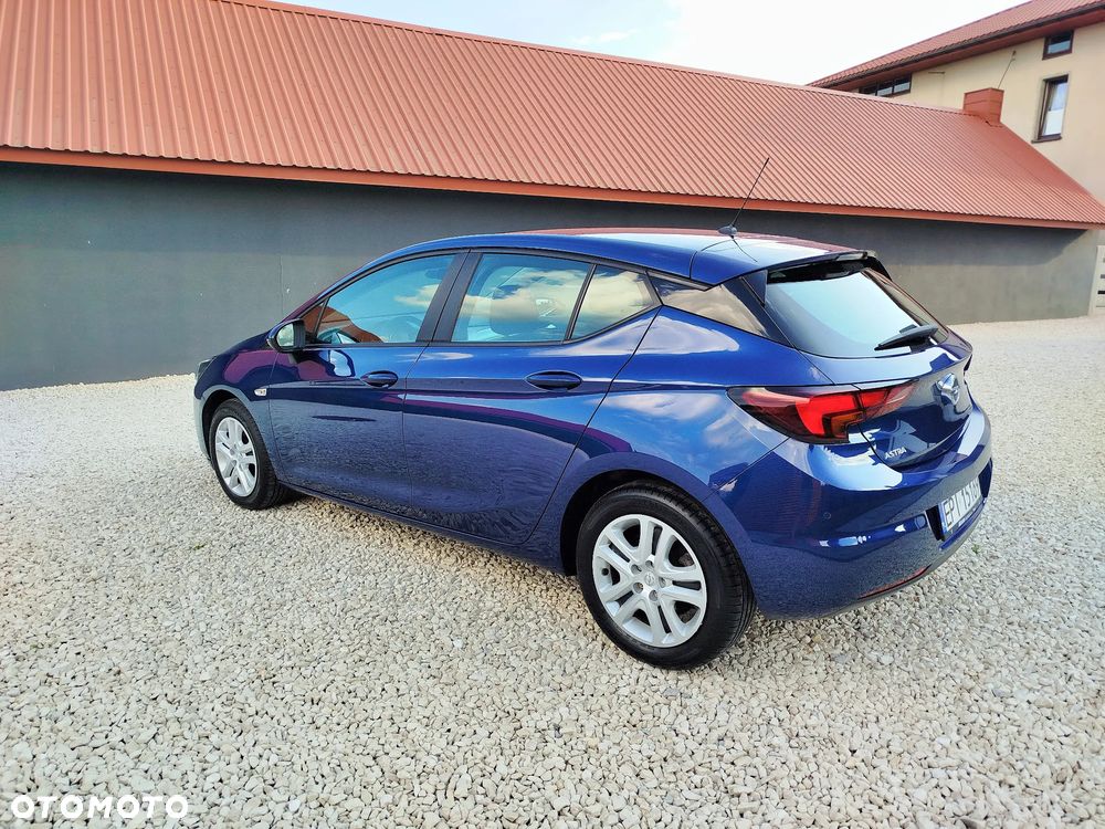 Opel Astra 1.2 Turbo - 11