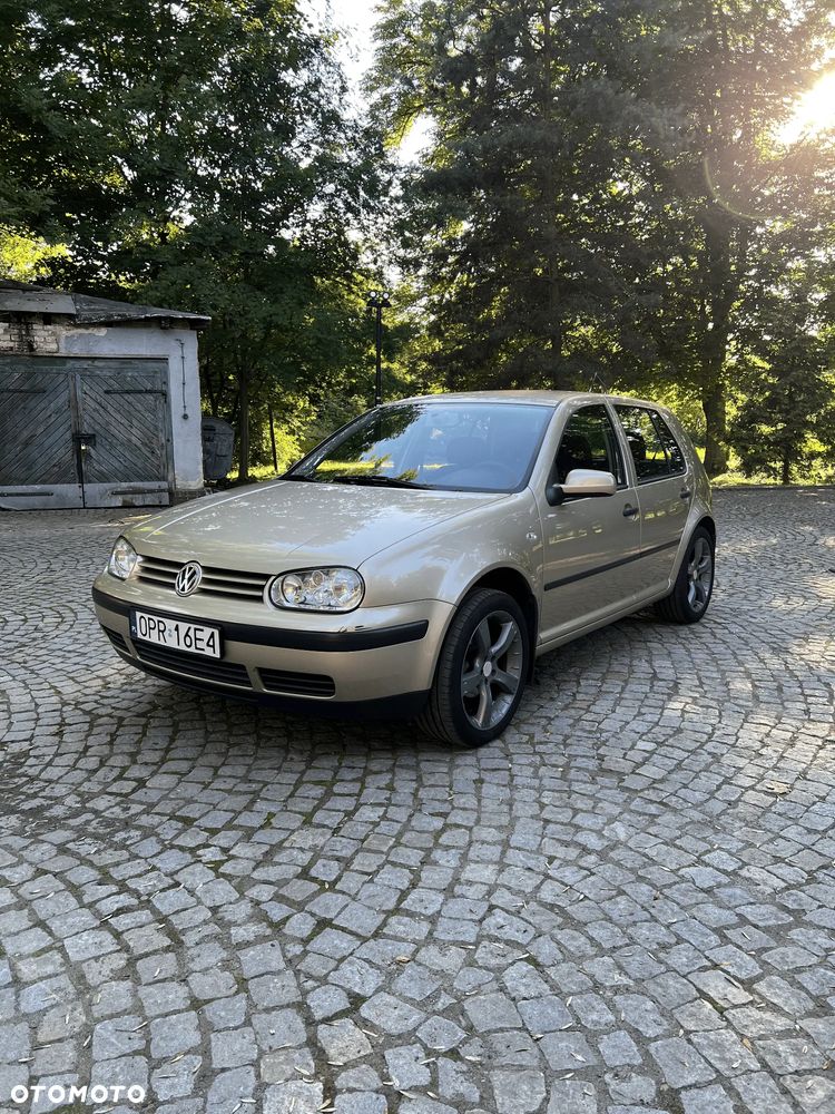 Volkswagen Golf 1.4 Basis - 3
