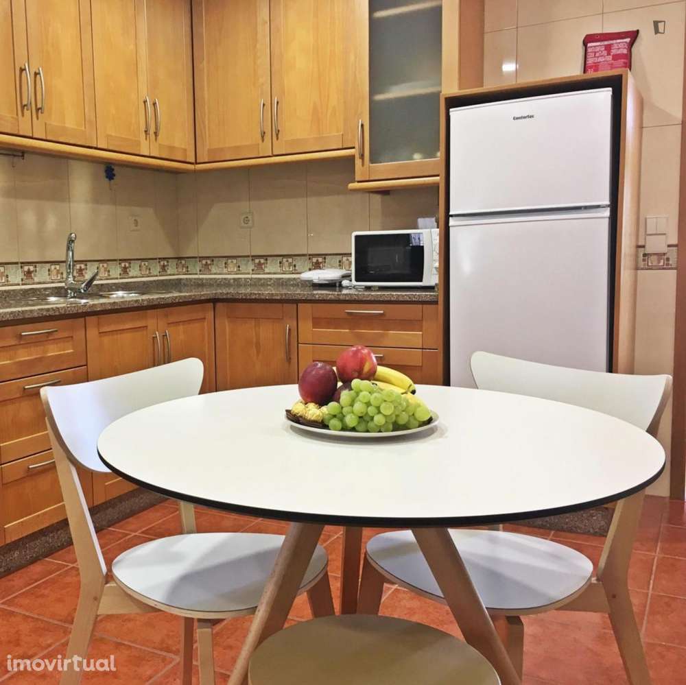 Casa com 1 quartos - localizado em Braga - Grande imagem: 4/12