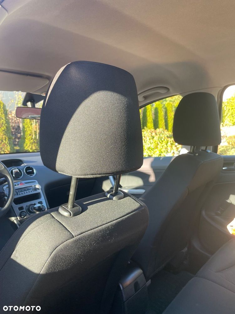 Peugeot 308 1.6 HDi Trendy - 6