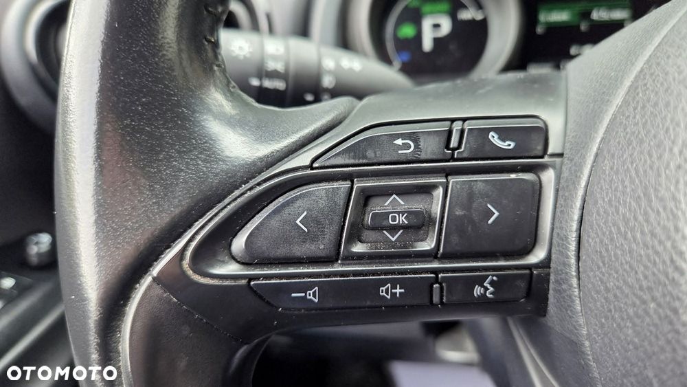 Toyota Yaris 116 1.5 VVT-i Comfort - 28