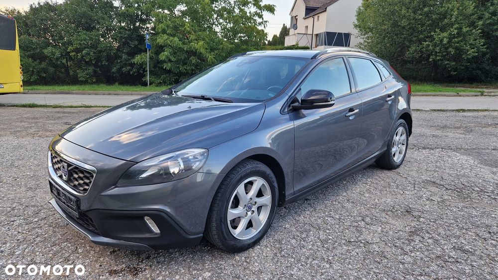 Volvo V40 Cross Country D2 Summum - 2